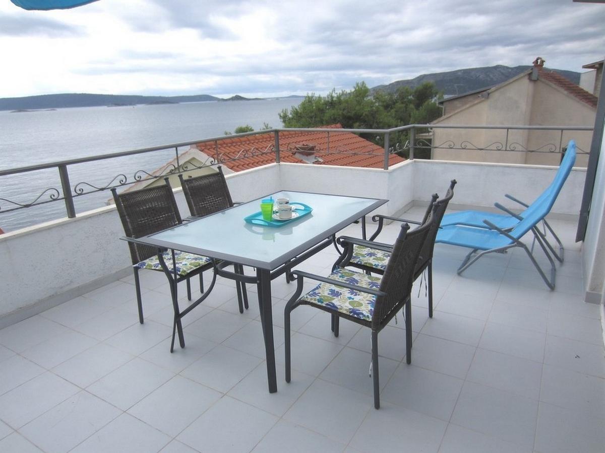 Apartments Zdenka Donji Okrug  ภายนอก รูปภาพ