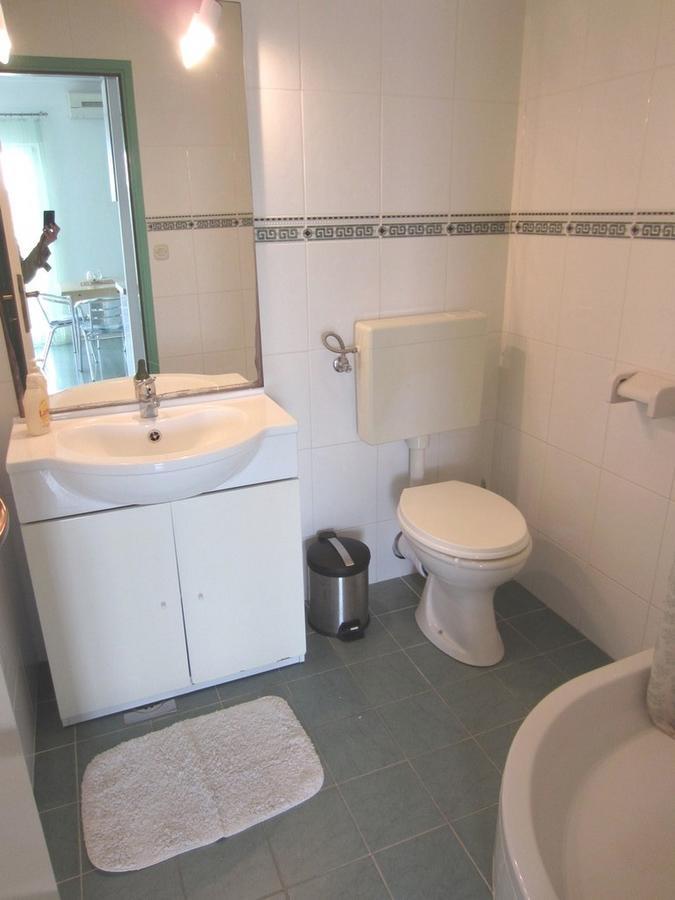 Apartments Zdenka Donji Okrug  ภายนอก รูปภาพ