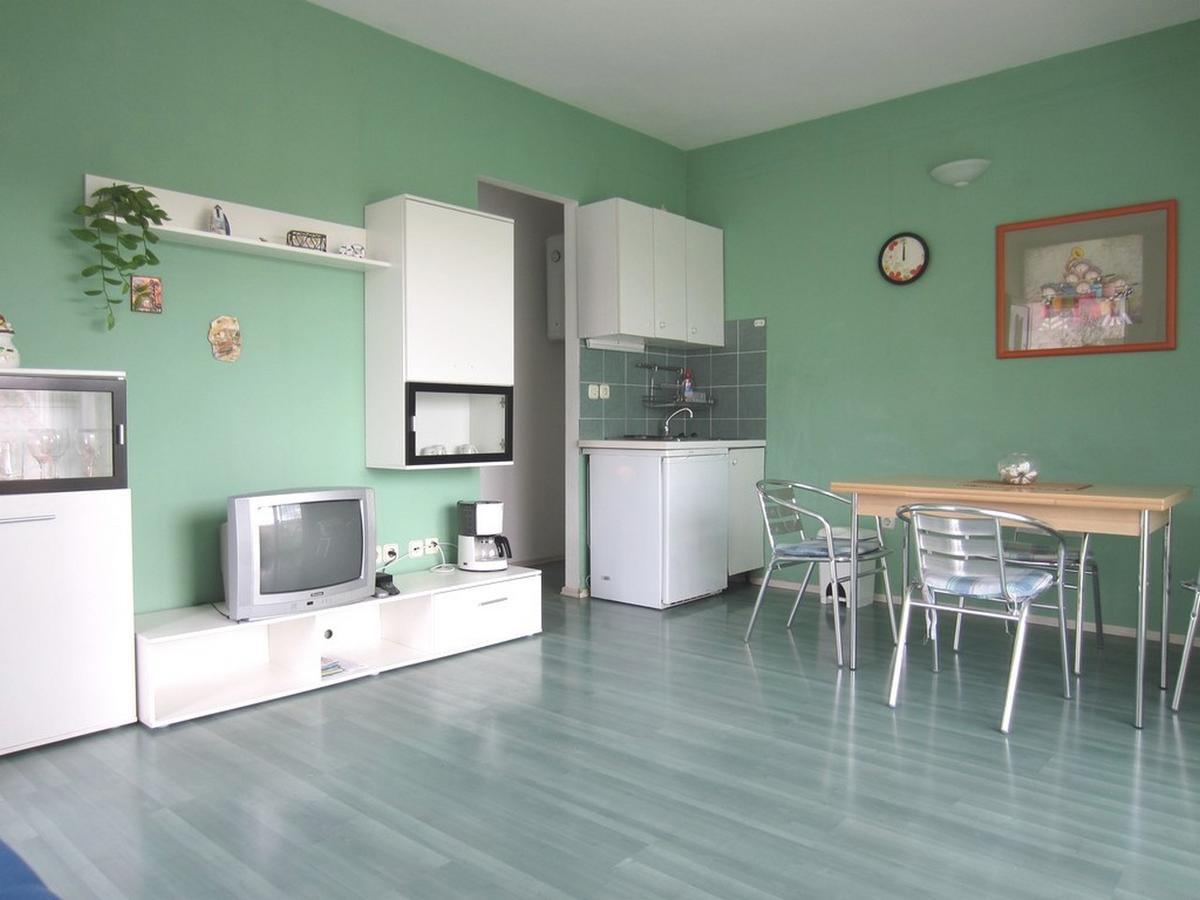 Apartments Zdenka Donji Okrug  ภายนอก รูปภาพ