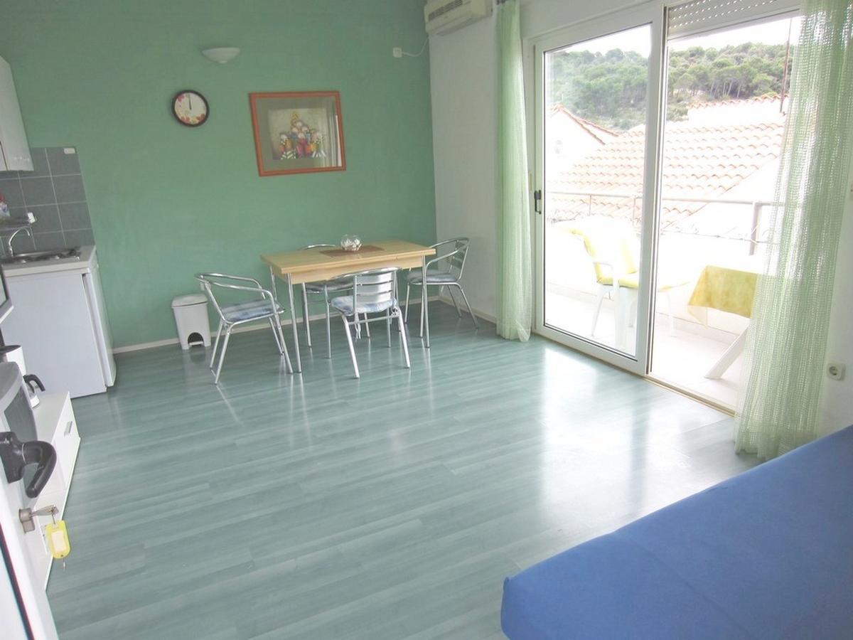 Apartments Zdenka Donji Okrug  ภายนอก รูปภาพ